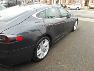 TESLA-COMPLETE-003-320x240_c.jpg