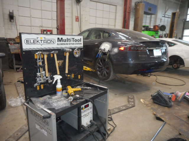 2017 tesla 100s during aluminum auto body repair